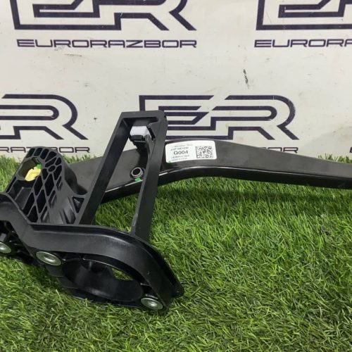 Педаль тормоза Mercedes W167 C167 X167