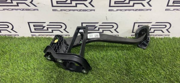 Педаль тормоза Mercedes W167 C167 X167