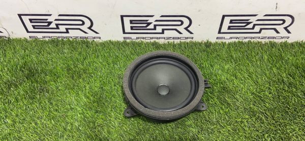 Динамик в дверь Volvo XC90