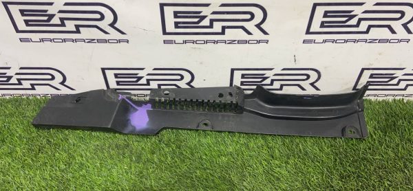 Пыльник крыла передний левый Volvo XC90