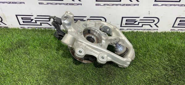 Кулак задний правый Mercedes V167 C167 X167