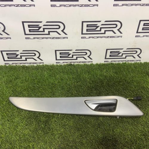 Декоративная накладка двери задней правой Mercedes Benz GLE W166