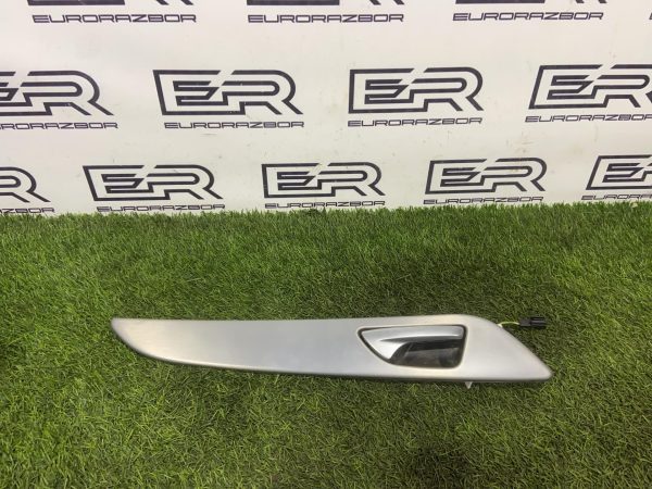 Декоративная накладка двери задней правой Mercedes Benz GLE W166