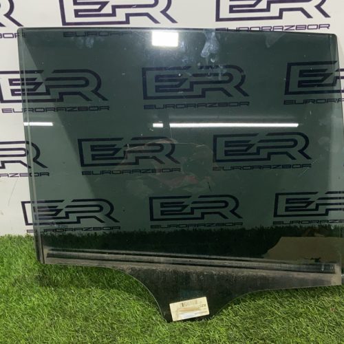 Стеклo двеpи задней прaвой для Mеrcedes Benz GLС Класс X253/C253 (2017)