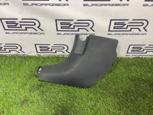 Накладка внутренняя на порог передняя левая КIA К5