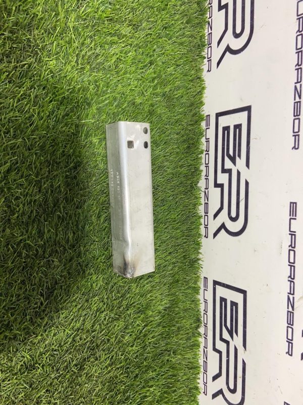 Кронштейн усилителя Mercedes Benz C Class W205