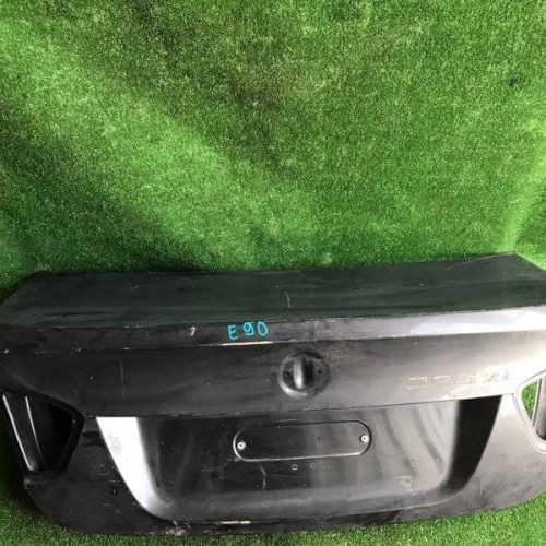 Крышка (дверь) багажника BMW 3 E90/E91 Крышка (дверь) багажника BMW 3 E90/E91