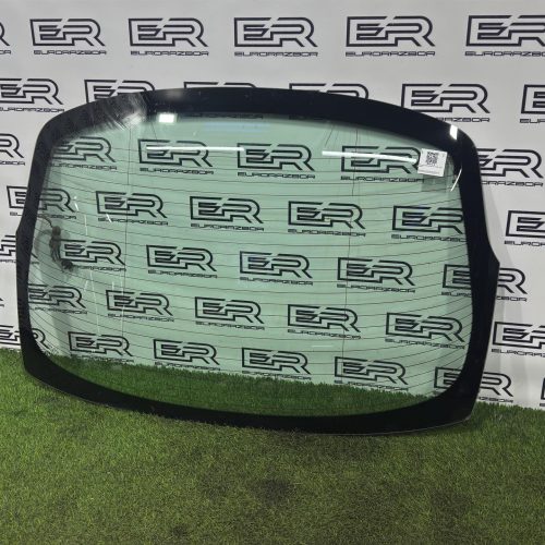 Стекло заднее КIA К5 2022 (Оригинал)