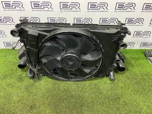 Кассета радиаторов Mercedes W212 W204 X204 C207