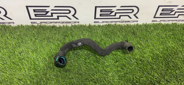 Патрубок системы охлаждения Jaguar F Pace Х761