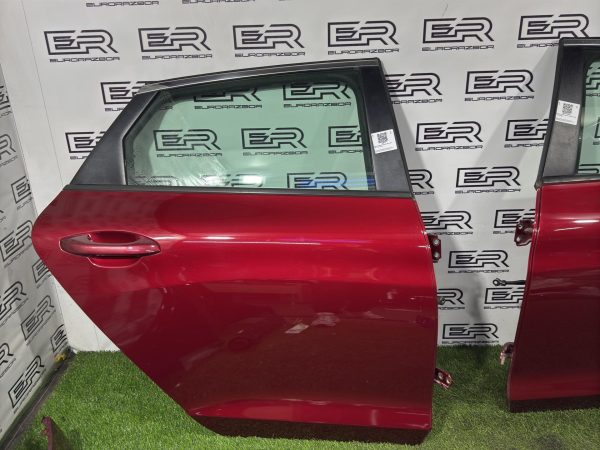 Дверь задняя правая Kia K5 DL3