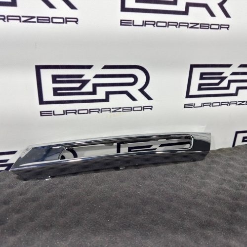 Накладка ПТФ правая Mercedes M Class W166