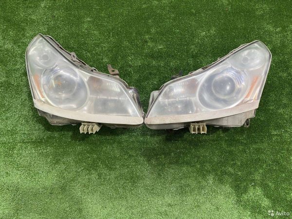 Фара правая Infiniti
