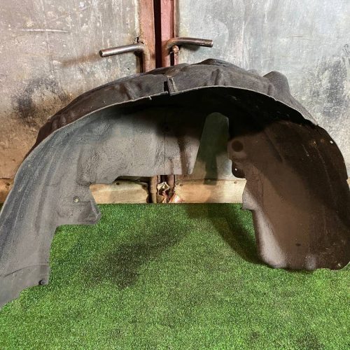 Подкрылок задний левый Mercedes-Benz C W205 Подкрылок задний левый Mercedes Benz C W205