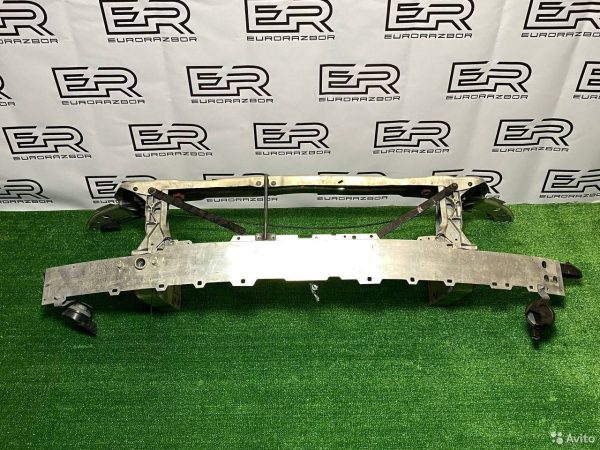 Передняя панель (телевизор) Mercedes Benz C W205