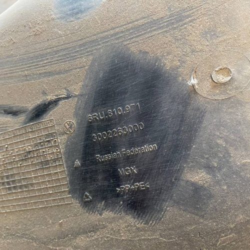 Подкрылок задний левый Volkswagen Polo 5 6RU810971