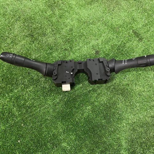 Переключатель подрулевой (стрекоза) Infiniti G