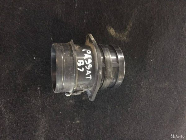 Расходомер воздуха Volkswagen Passat B7