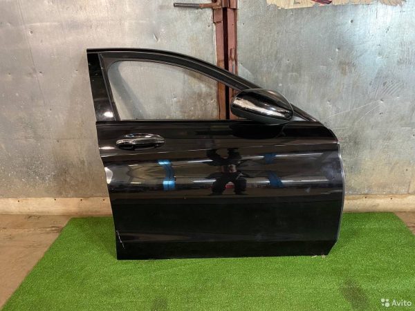 Дверь передняя правая Mercedes W205