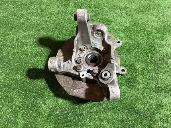 Кулак задний левый Infiniti G 4 V36