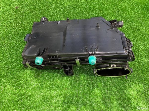 Корпус воздушногo фильтра Mercedes Benz E W213