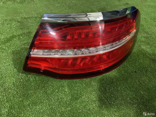 Фонарь задний правый Mercedes Benz GLC X253
