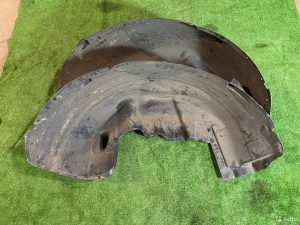 Подкрылок задний Mercedes Benz GLE W166