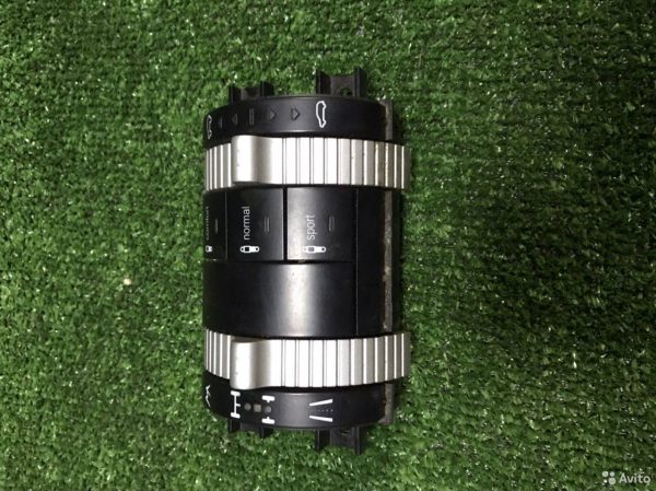 Блок управления пневмоподвеской Porsche Cayenne