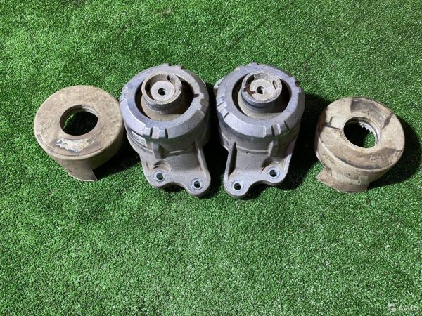 Кронштейн двигателя Mercedes Benz GLC X253