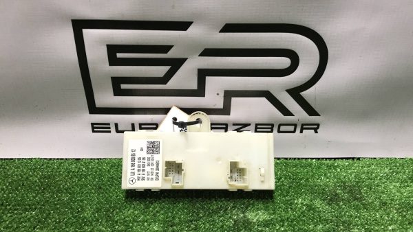 Блок управления крышкой багажника Mercedes Benz