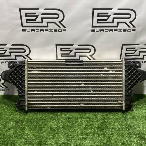 Интеркулер Mercedes-Benz GLE W166 (2015 - 2018) Интеркулер Mercedes Benz GLE W166 (2015 2018)