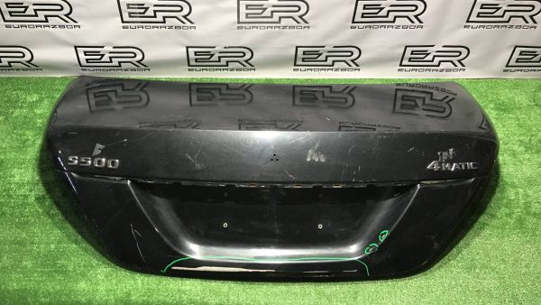 Крышка (дверь) багажника Mercedes Benz S W221