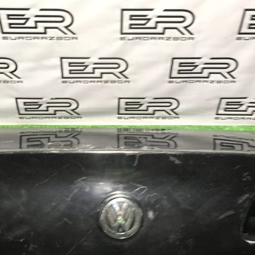 Крышка (дверь) багажника Volkswagen Jetta 5 Крышка (дверь) багажника Volkswagen Jetta