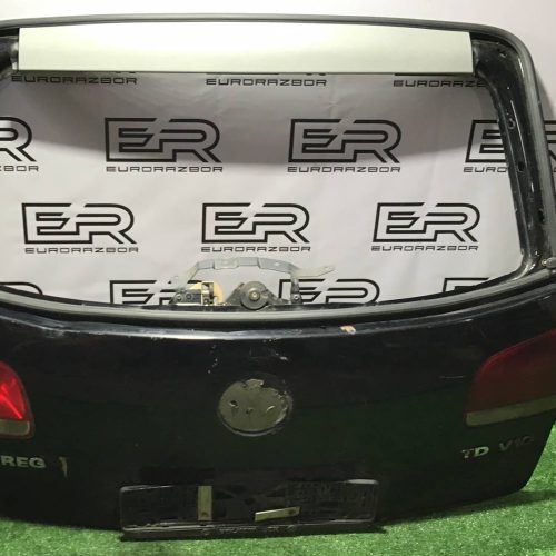 Крышка (дверь) багажника Volkswagen Touareg рест. Крышка (дверь) багажника Volkswagen Touareg рест.