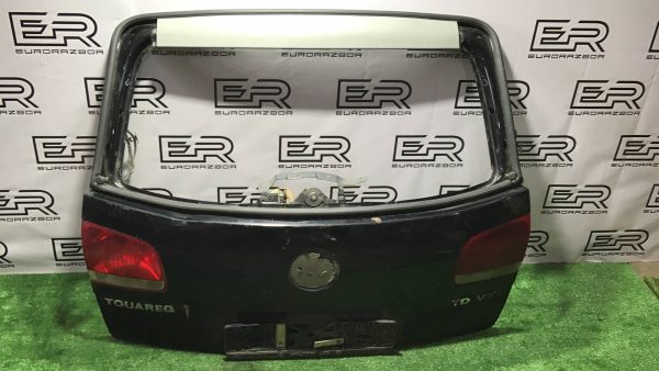 Крышка (дверь) багажника Volkswagen Touareg рест.