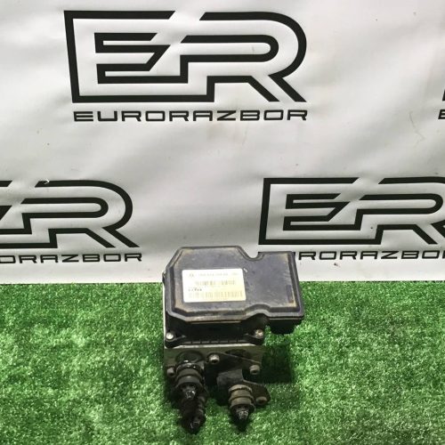 Блок ABS Volkswagen Passat B7 (2010 - 2015) Блок ABS Volkswagen Passat B7 (2010 2015)