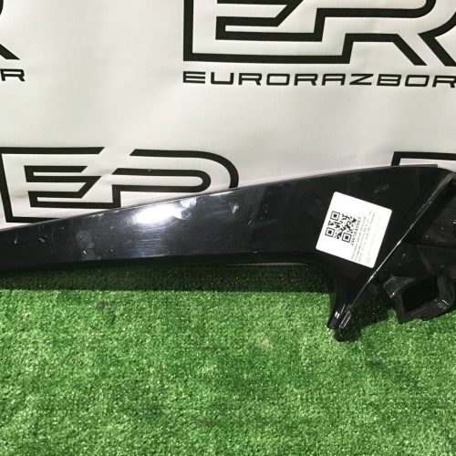 Накладка двери (крышки) багажника Lexus RX