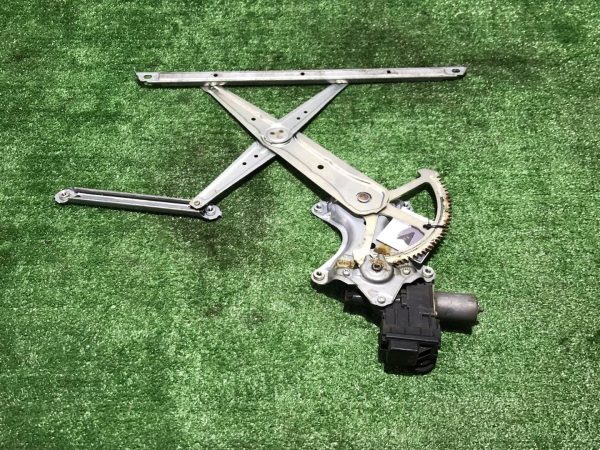 Стеклоподъемник передний правый Lexus RX