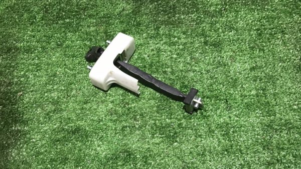 Ограничитель открывания двери Lexus RX