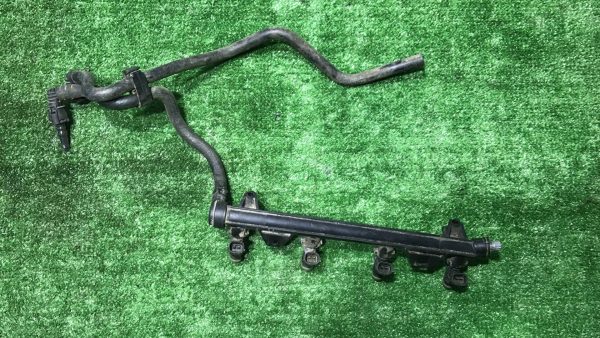 Топливная рампа Volkswagen Polo 5 (2009 2014)