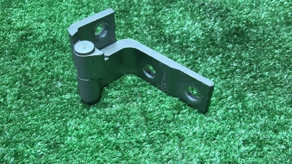 Петля двери задней правой Lexus RX 4 (2015 2019)