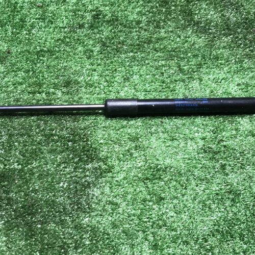 Амортизатор крышки багажника Volkswagen Passat B7 Амортизатор крышки багажника Volkswagen Passat B7