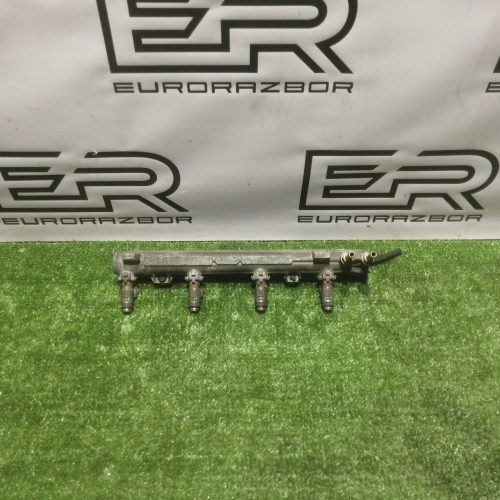 Топливная рампа Volkswagen Golf