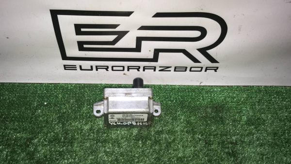 Датчик ускорения Volkswagen 7H0907652