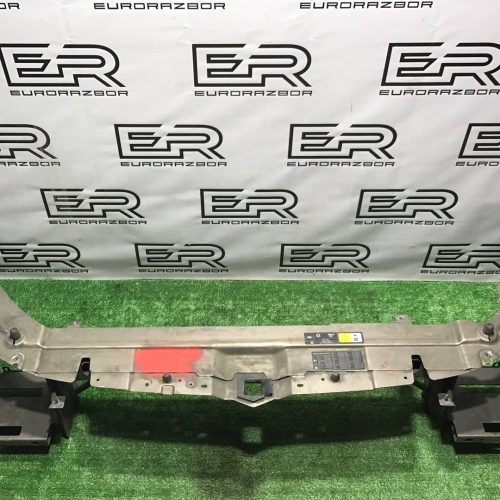 Передняя панель (телевизор) Land Rover рест.