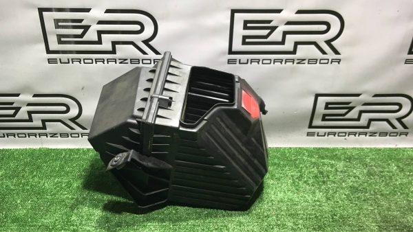 Корпус воздушногo фильтра Land Rover рест.