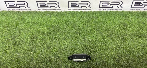 Кнопка открывания крышки багажника Lexus RX