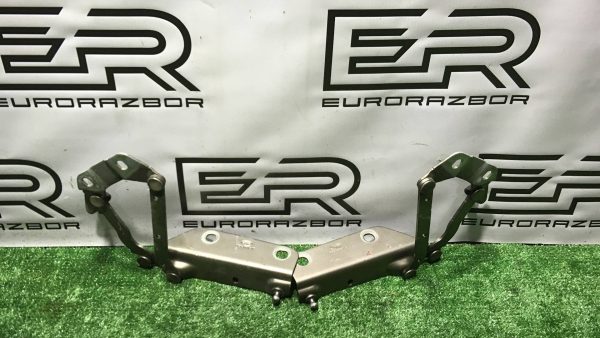 Петля капота Land Rover Range Rover Evoque рест.