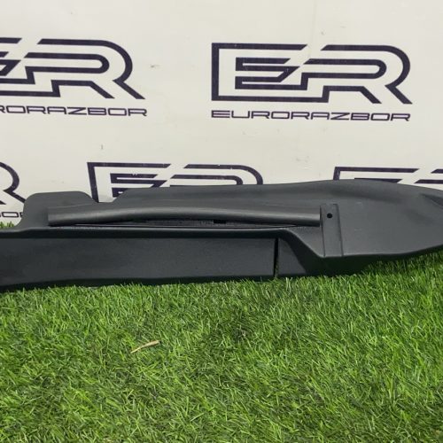 Накладка крыла передняя правая Toyota Hilux 8 Рест 2023 Накладка крыла передняя правая Toyota Hilux 8 Рест