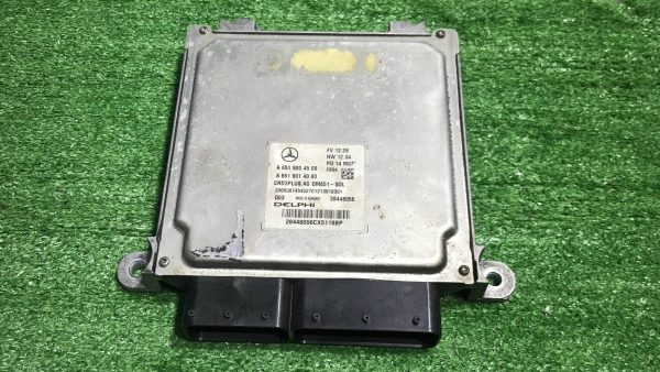 Блок управления двигателем Mercedes Benz C W205